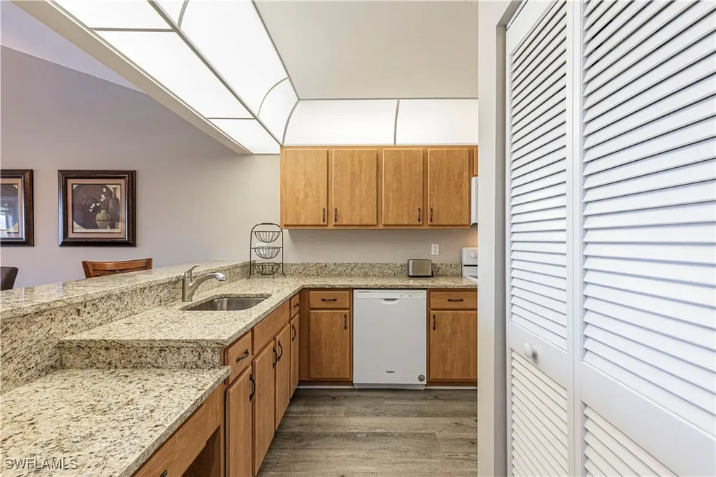 4360 Chantelle Drive Naples FL 34112
