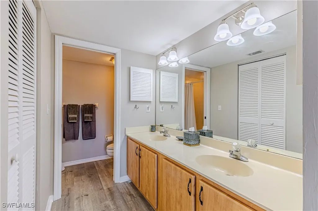 4360 Chantelle Drive Naples FL 34112