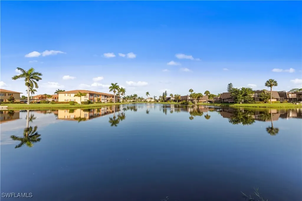 4360 Chantelle Drive Naples FL 34112