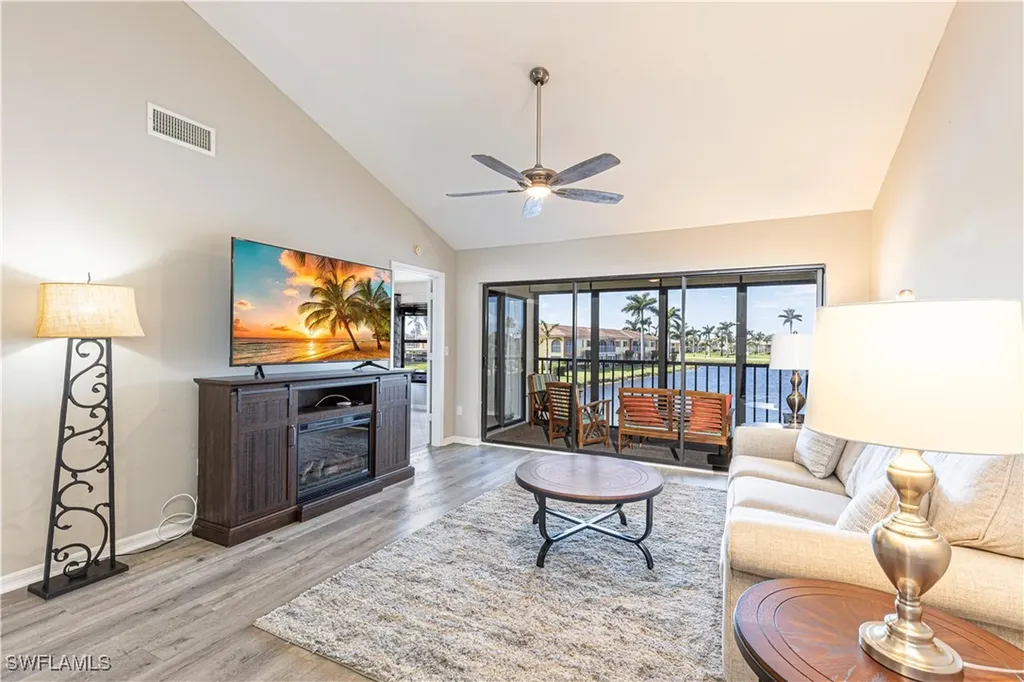 4360 Chantelle Drive Naples FL 34112
