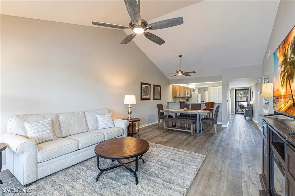 4360 Chantelle Drive Naples FL 34112
