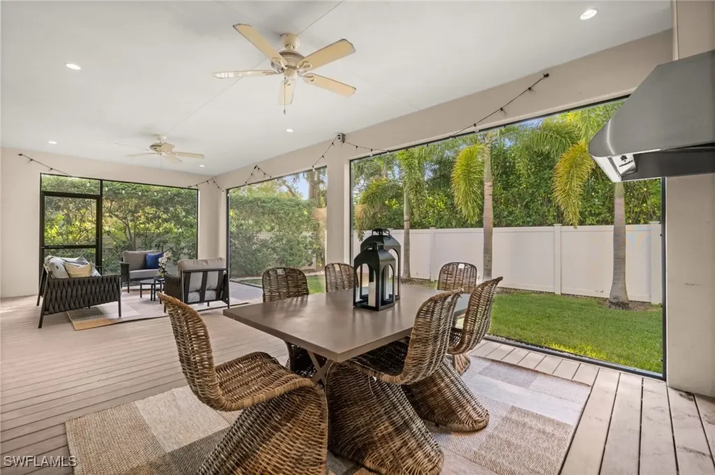 2499 10th Street N Naples FL 34103