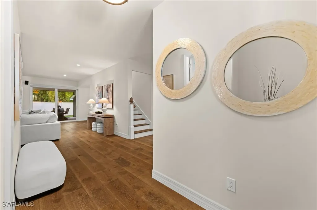 2499 10th Street N Naples FL 34103