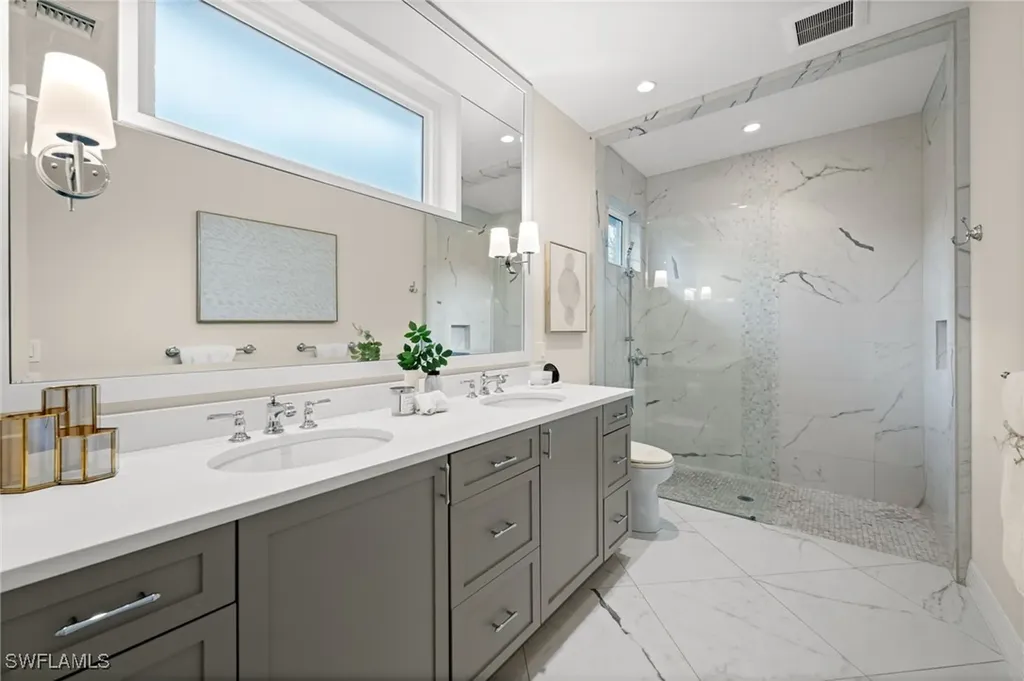2499 10th Street N Naples FL 34103