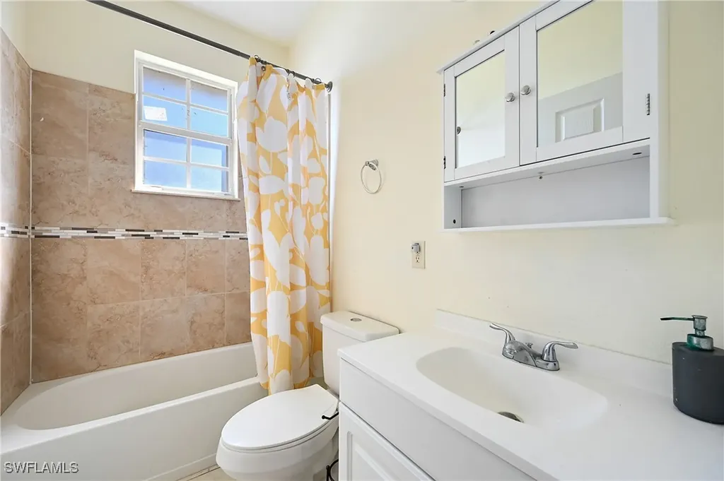 1896 Weldon Avenue Lehigh Acres FL 33972