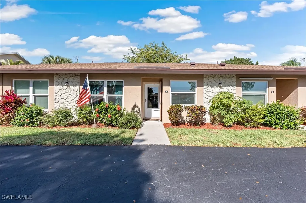 4628 SE 6th Avenue Cape Coral FL 33904