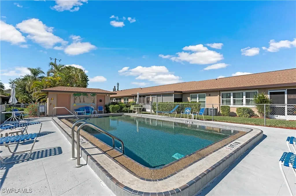 4628 SE 6th Avenue Cape Coral FL 33904
