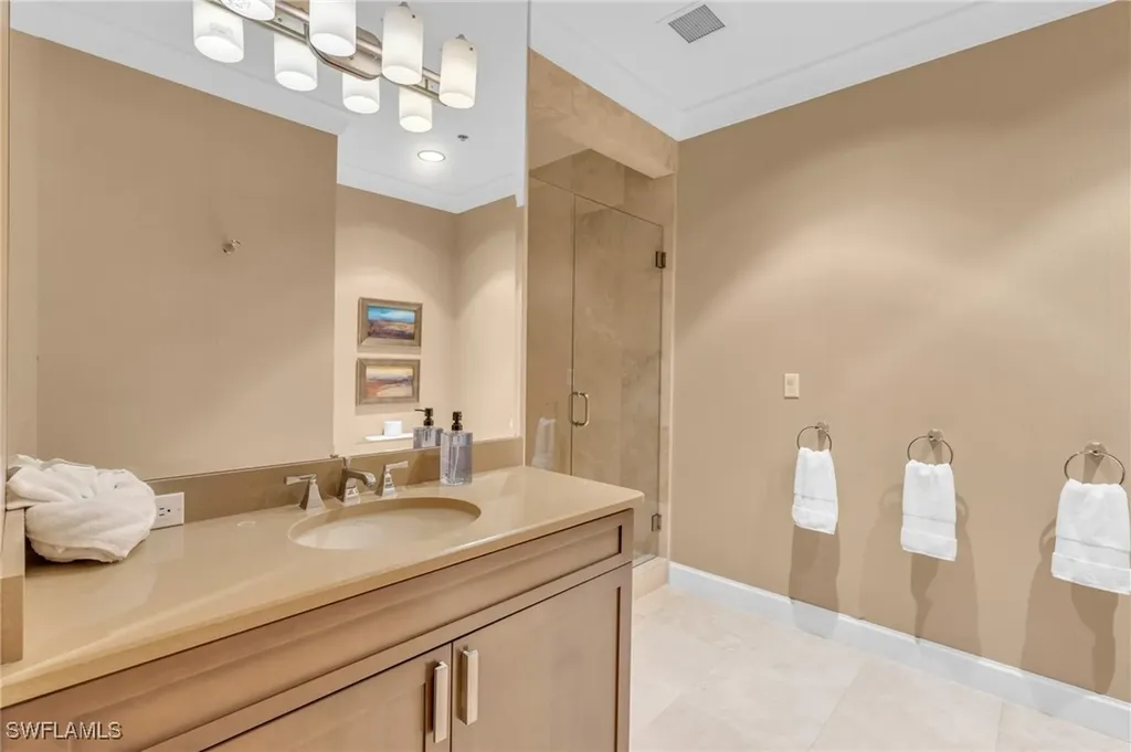 428 9th Street S Naples FL 34102