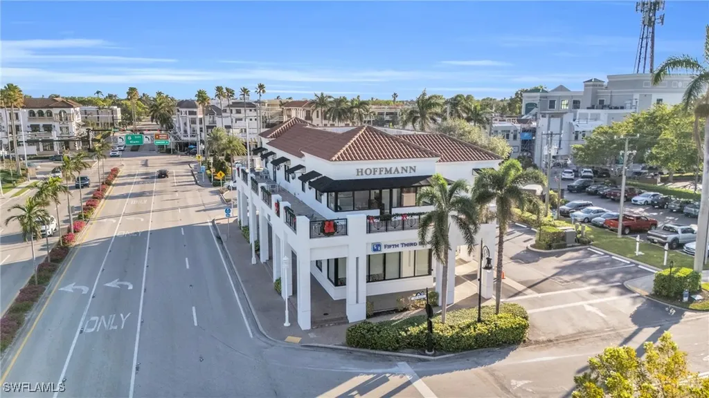 428 9th Street S Naples FL 34102