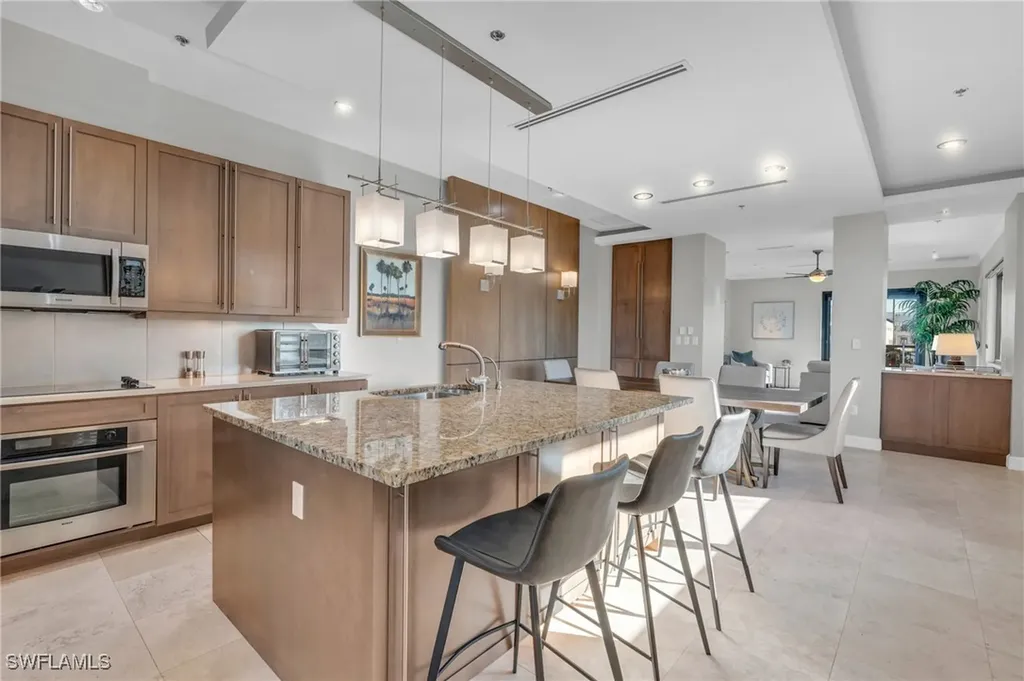428 9th Street S Naples FL 34102