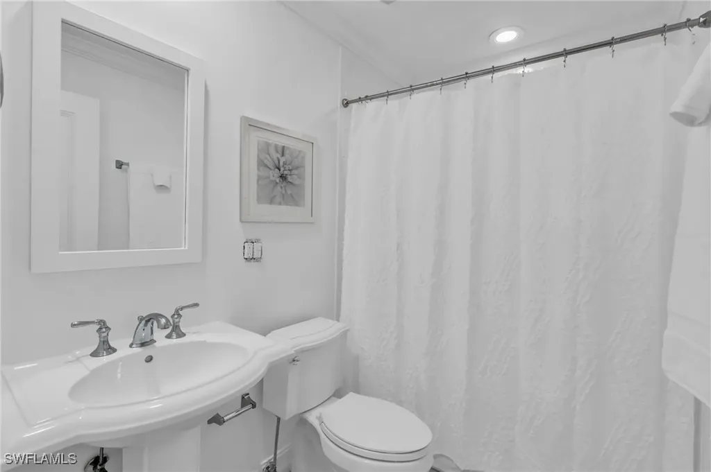 271 Broad Avenue S Naples FL 34102