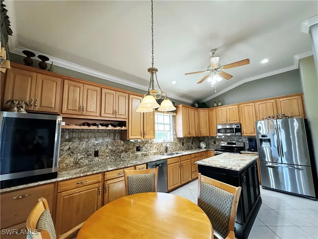 4750 Shinnecock Hills Court Naples FL 34112