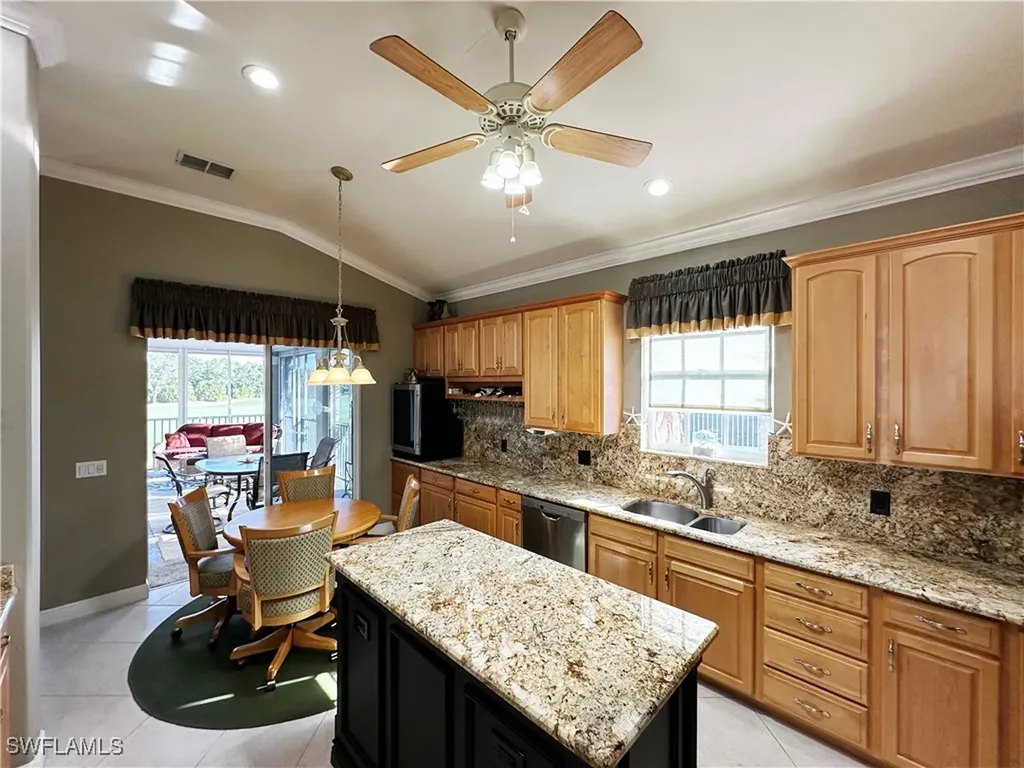 4750 Shinnecock Hills Court Naples FL 34112