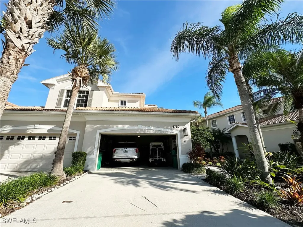 4750 Shinnecock Hills Court Naples FL 34112