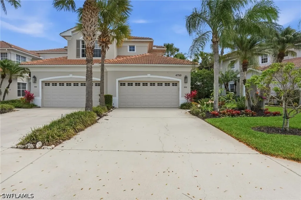 4750 Shinnecock Hills Court Naples FL 34112