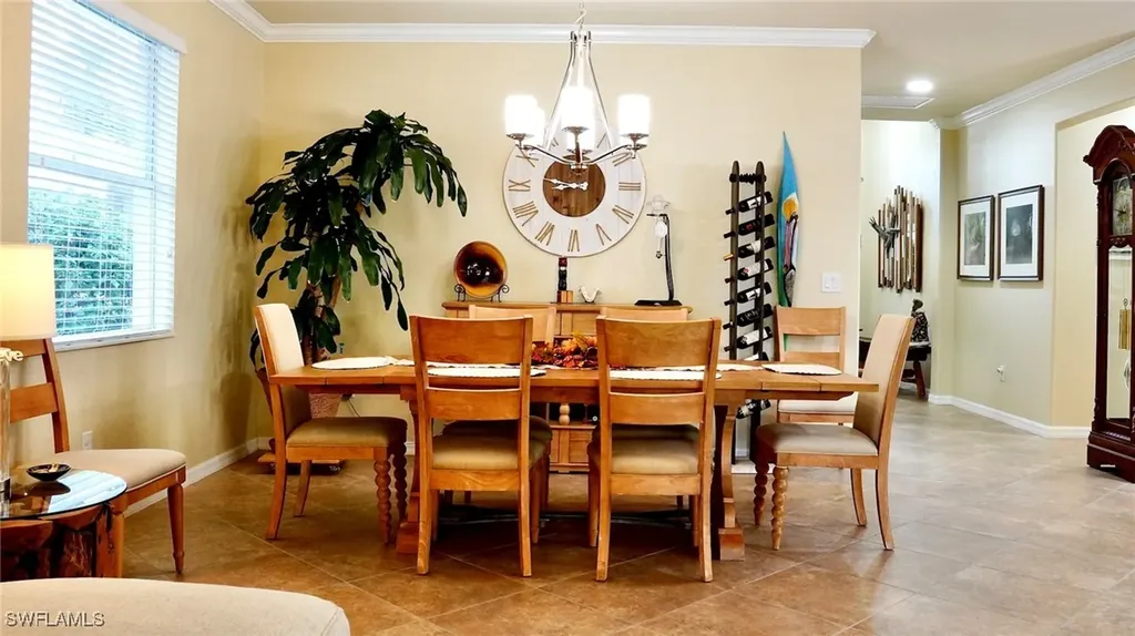 1963 Fairmont Lane Naples FL 34120