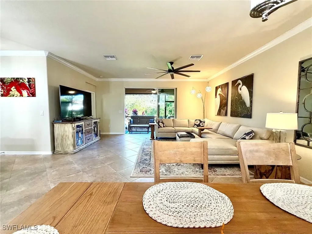 1963 Fairmont Lane Naples FL 34120