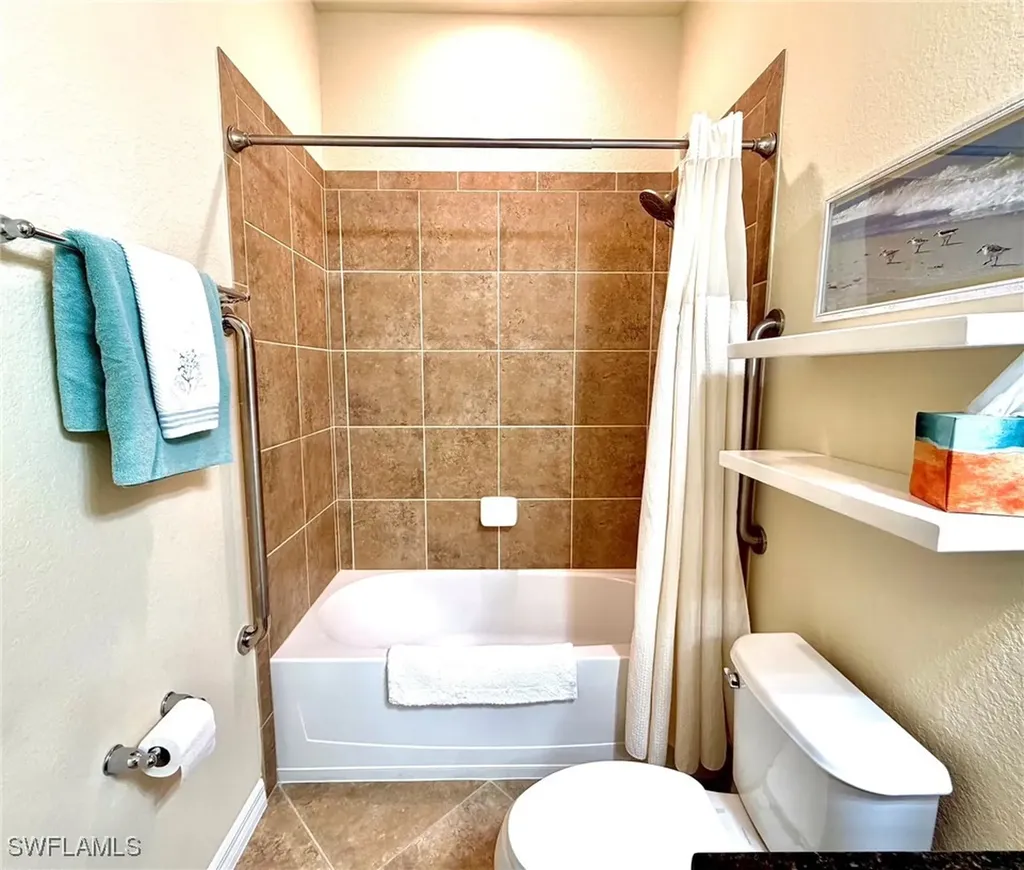 1963 Fairmont Lane Naples FL 34120