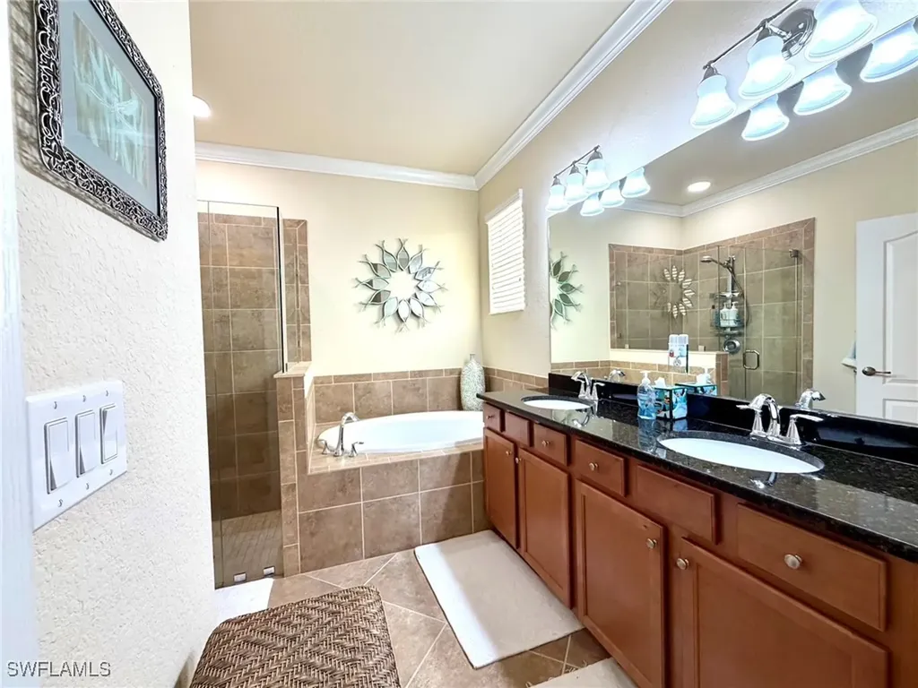1963 Fairmont Lane Naples FL 34120