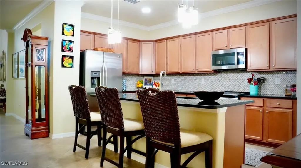 1963 Fairmont Lane Naples FL 34120