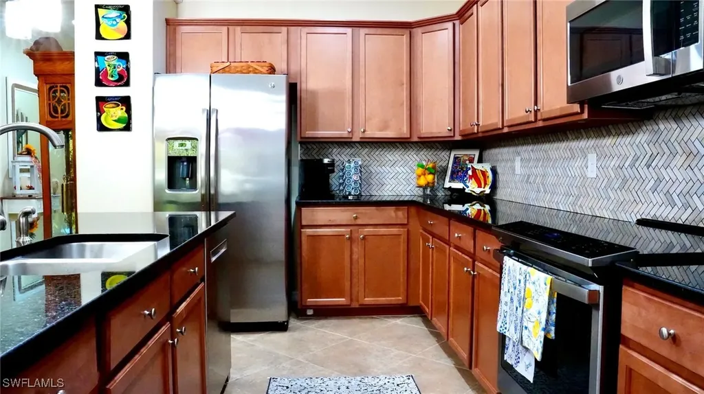 1963 Fairmont Lane Naples FL 34120