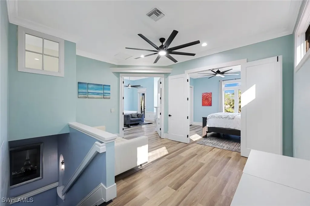 646 111th Avenue N Naples FL 34108