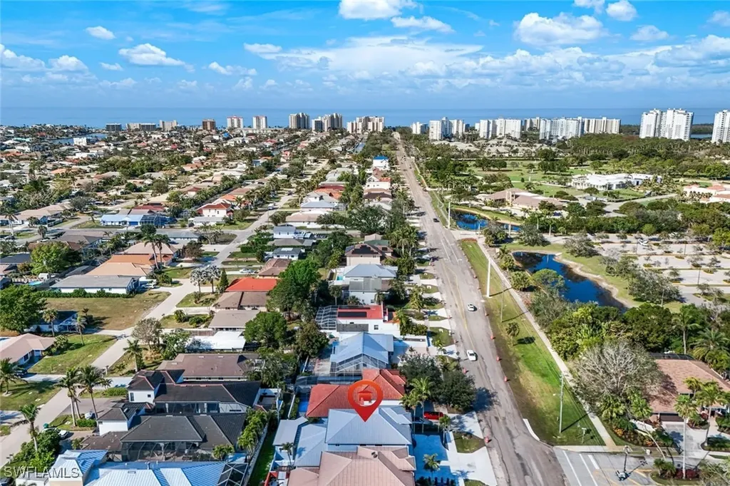 646 111th Avenue N Naples FL 34108