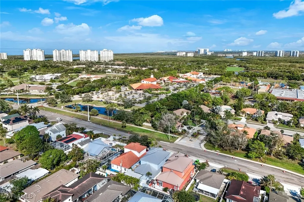 646 111th Avenue N Naples FL 34108