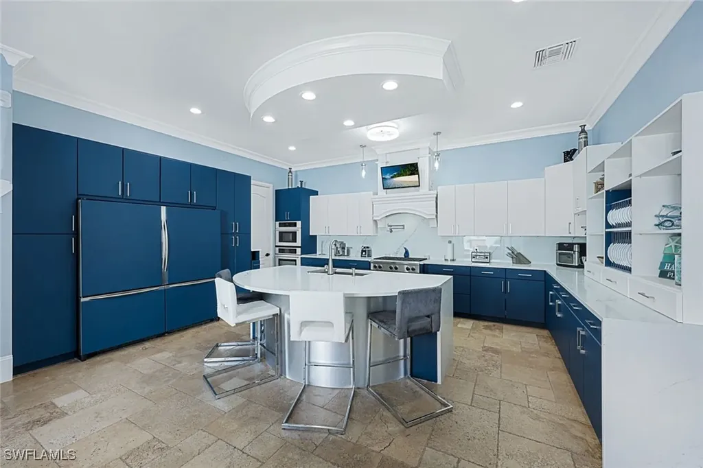 646 111th Avenue N Naples FL 34108