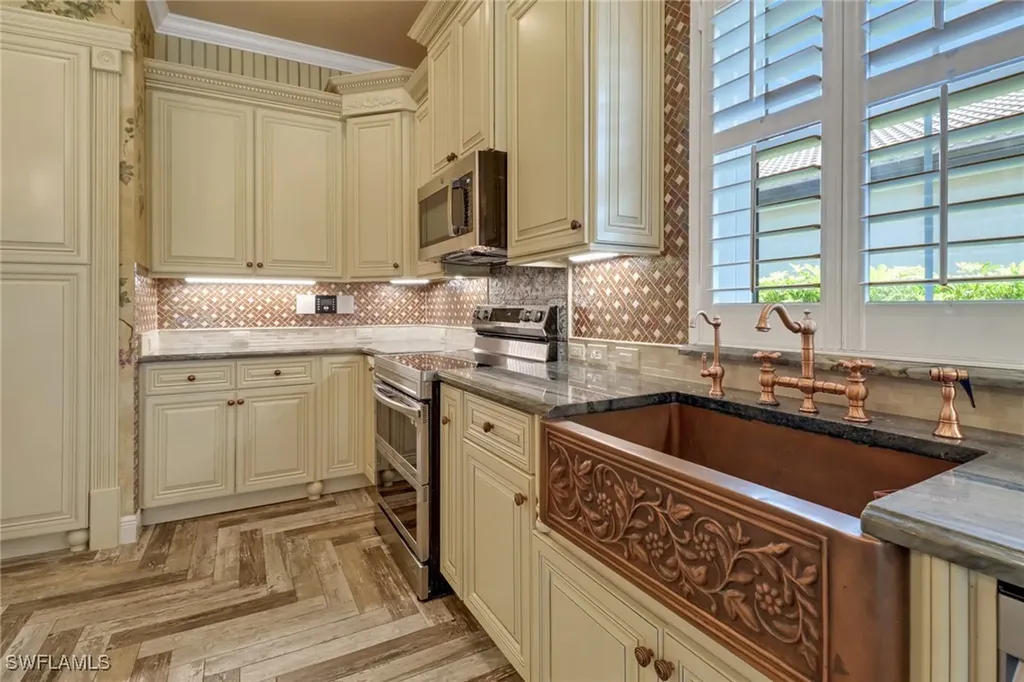 16117 Herons View Drive Alva FL 33920