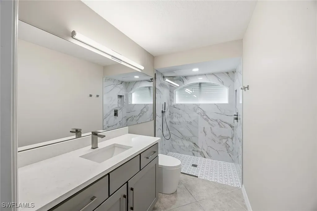 13030 Bridgeford Avenue Bonita Springs FL 34135