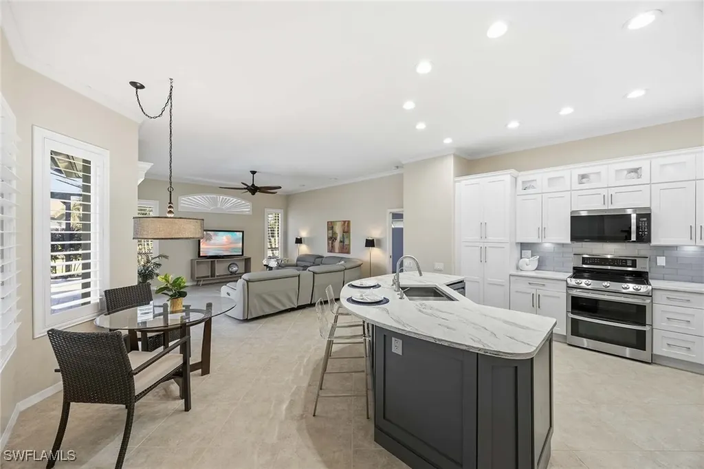 13030 Bridgeford Avenue Bonita Springs FL 34135