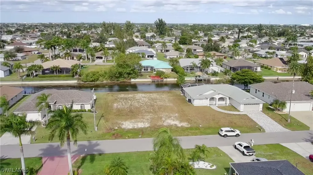 309 SE 23rd Terrace Cape Coral FL 33990