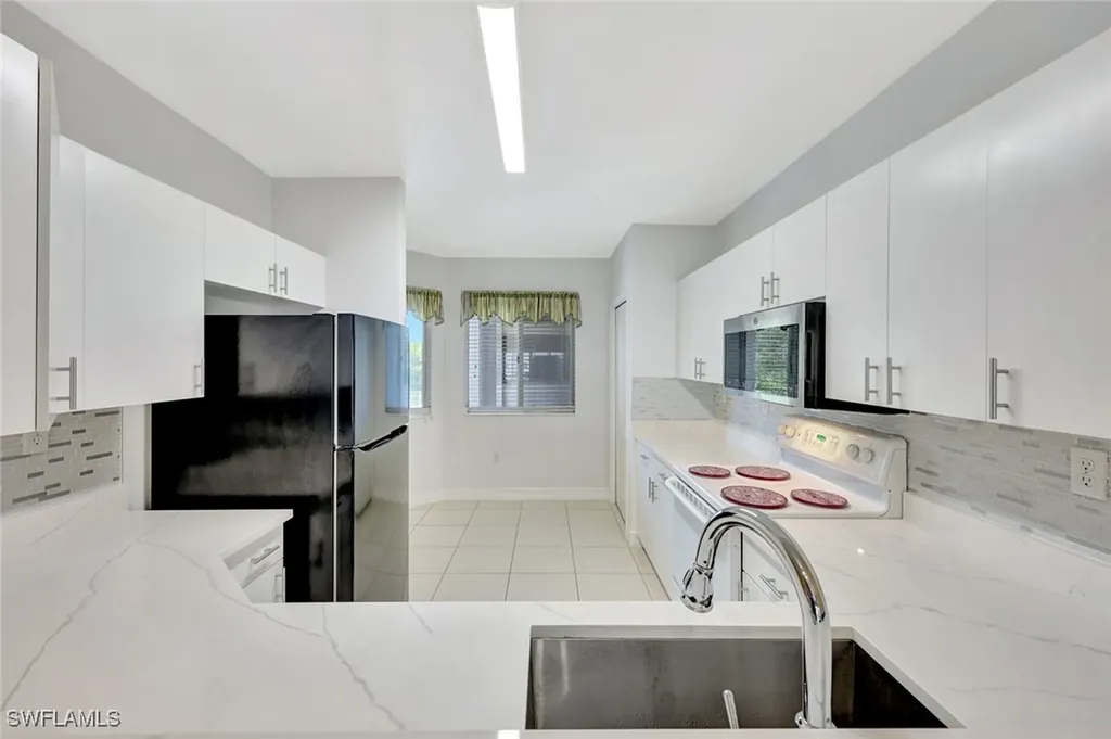 7842 Regal Heron Circle Naples FL 34104