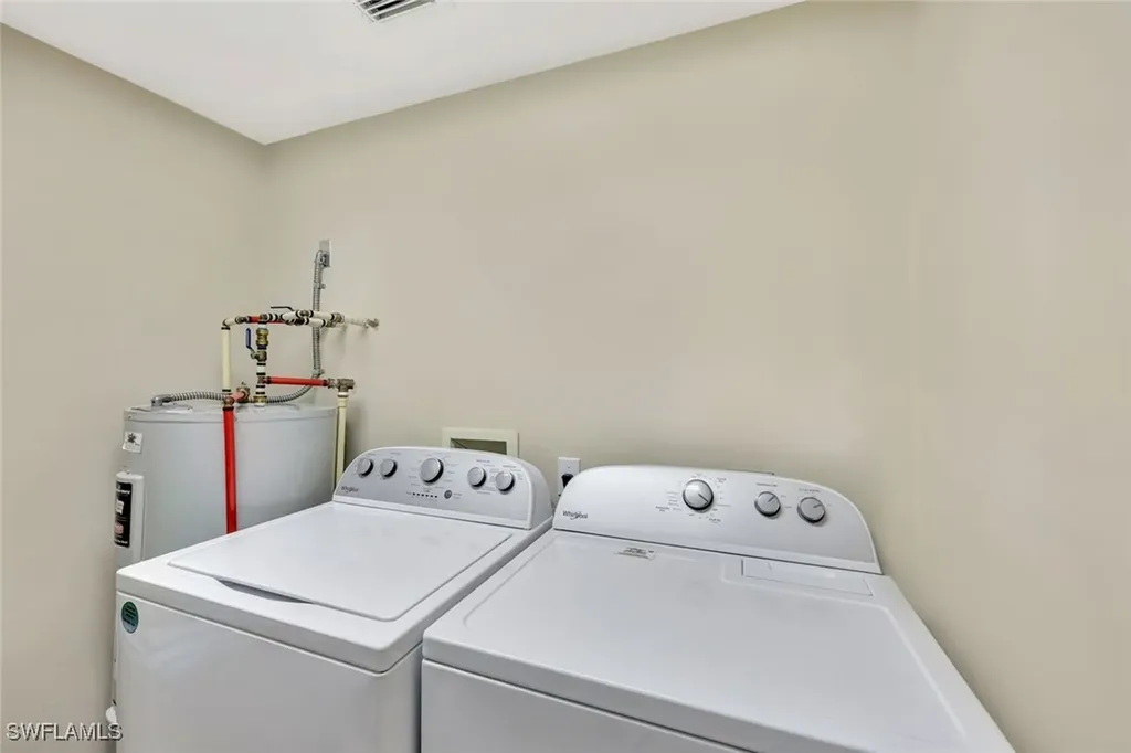 7842 Regal Heron Circle Naples FL 34104