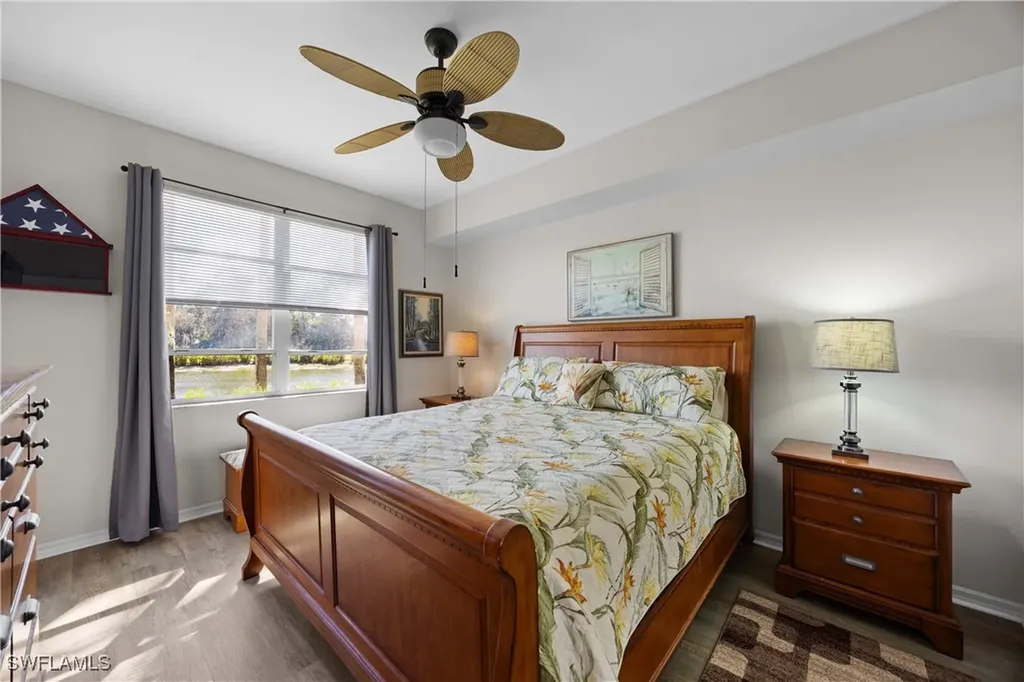 3760 Sawgrass Way Naples FL 34112