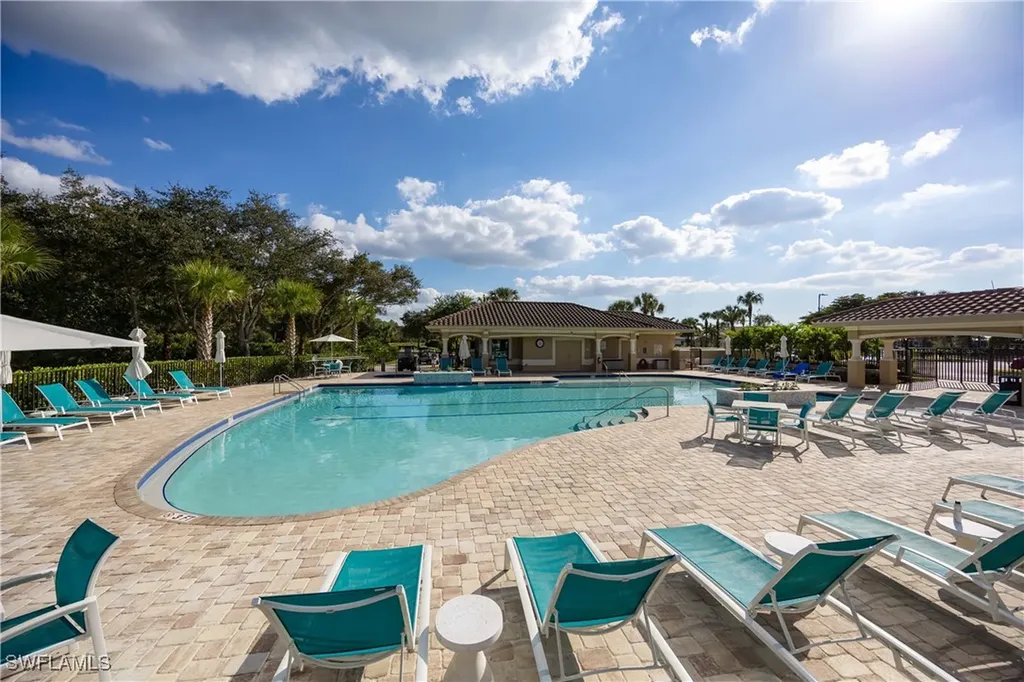 3760 Sawgrass Way Naples FL 34112