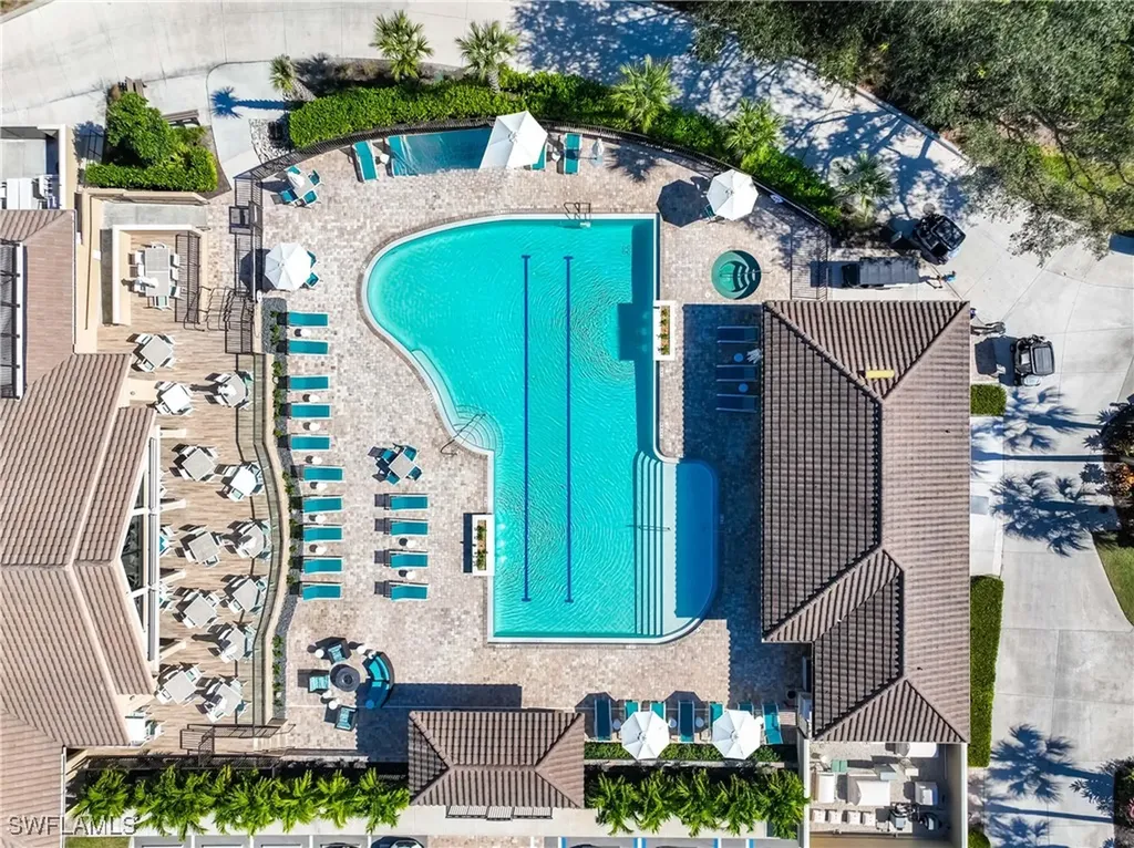 3760 Sawgrass Way Naples FL 34112