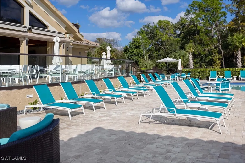 3760 Sawgrass Way Naples FL 34112
