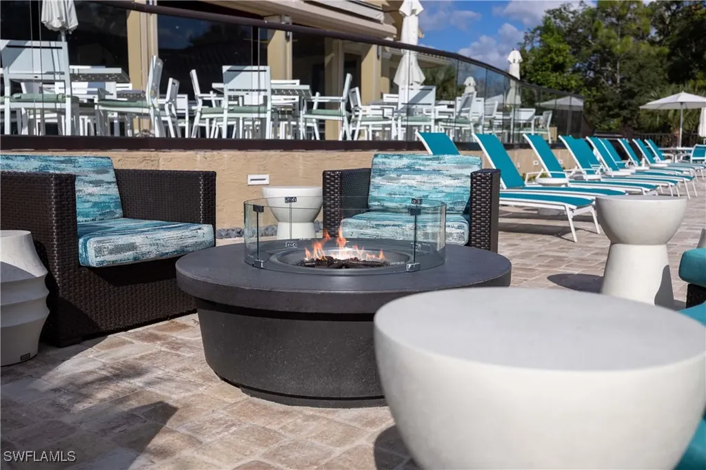 3760 Sawgrass Way Naples FL 34112