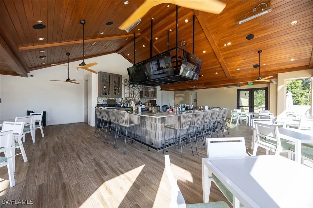 3760 Sawgrass Way Naples FL 34112