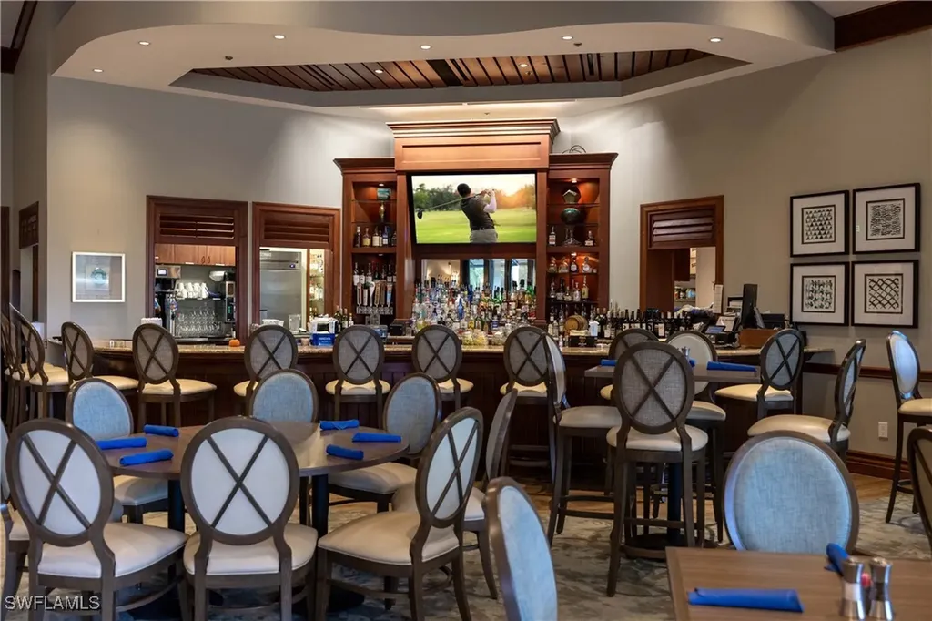 3760 Sawgrass Way Naples FL 34112