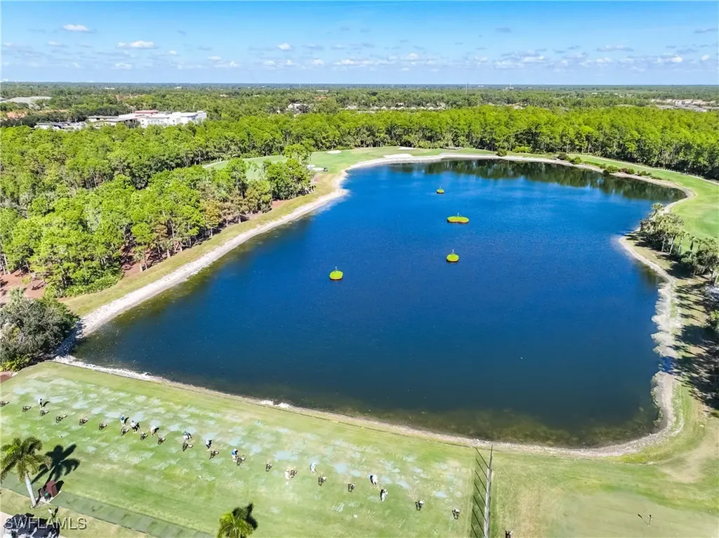 3760 Sawgrass Way Naples FL 34112