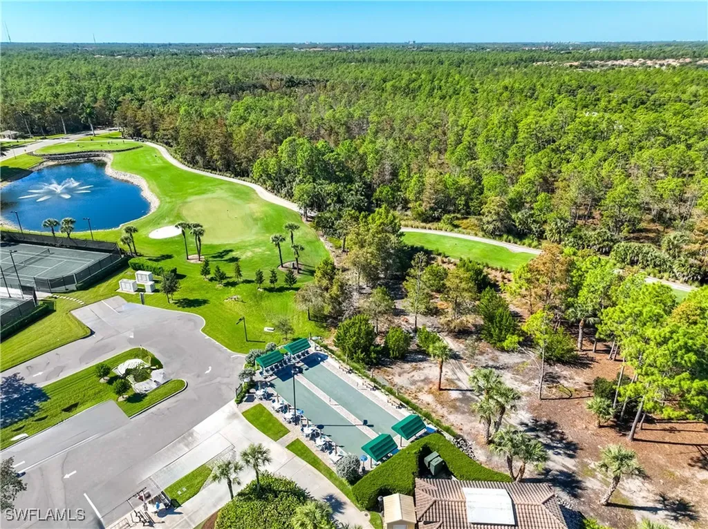 3760 Sawgrass Way Naples FL 34112