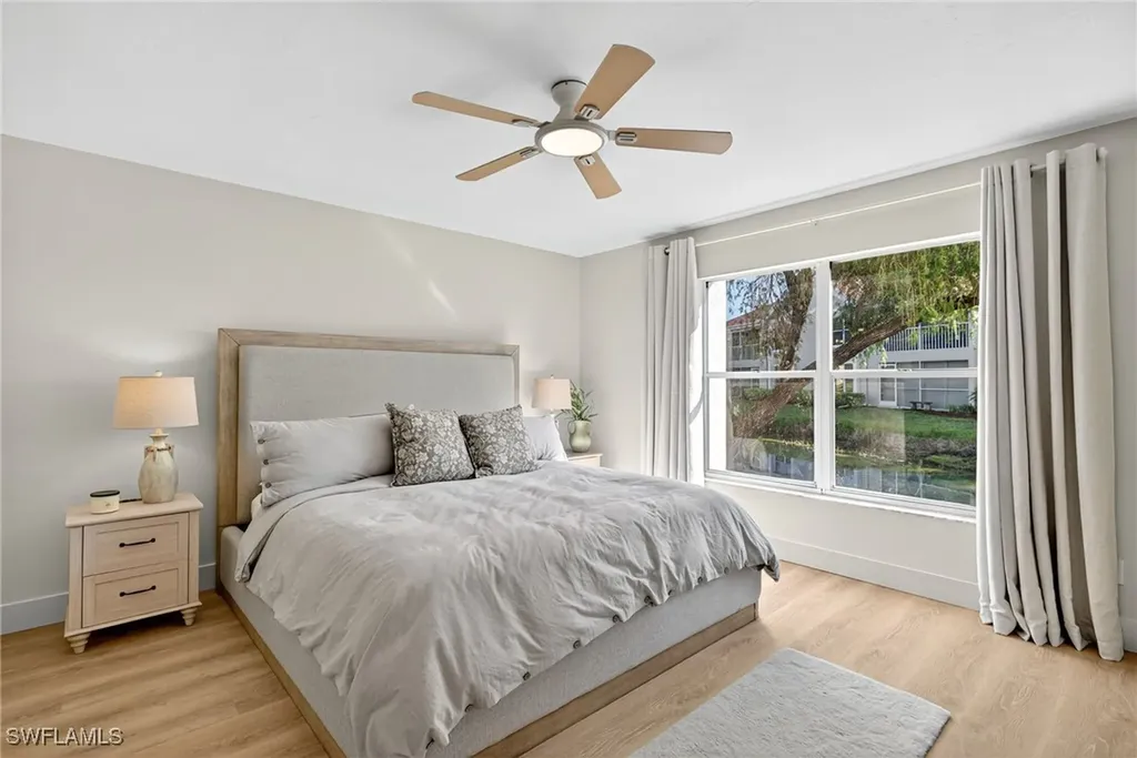 9832 Luna Circle Naples FL 34109