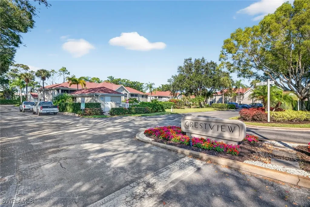 9832 Luna Circle Naples FL 34109