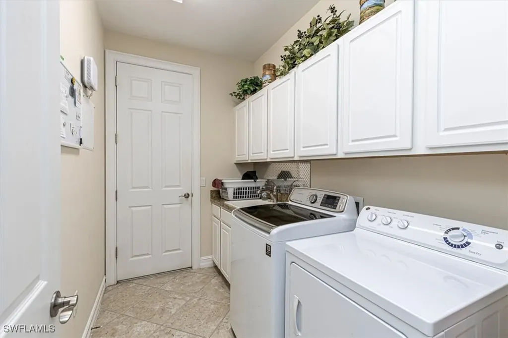 7859 Bucks Run Drive Naples FL 34120