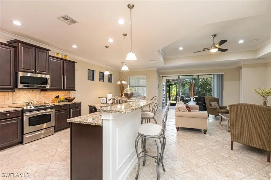 7859 Bucks Run Drive Naples FL 34120