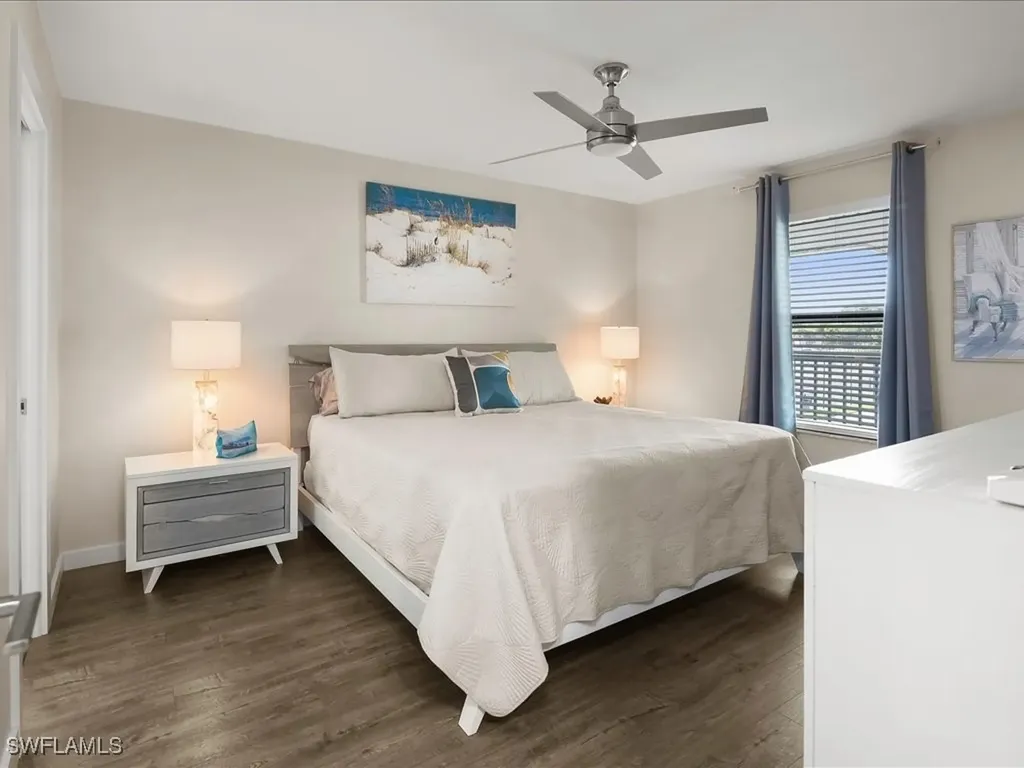 600 Neapolitan Way Naples FL 34103