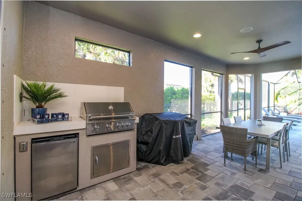 9423 Terresina Drive Naples FL 34119